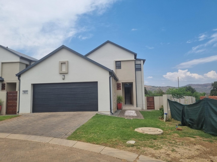 To Let 3 Bedroom Property for Rent in La Camargue Private Country Estate North West